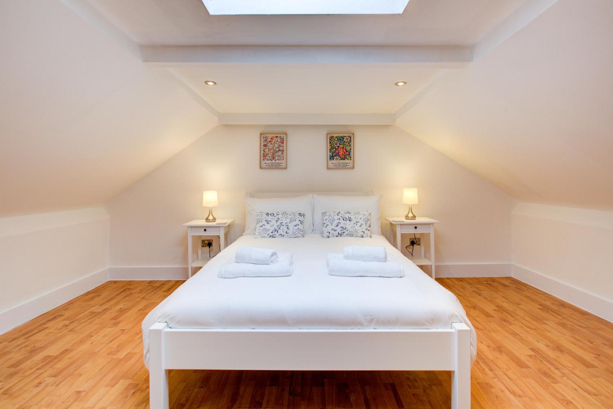 Wonderful Two-Bedroom Apartment London Exterior photo