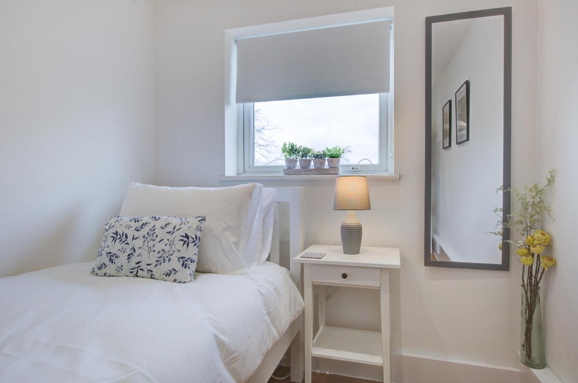 Wonderful Two-Bedroom Apartment London Exterior photo